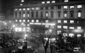 ATTENTATO ALLA BANCA DELL' AGRICOLTURA DI PIAZZA FONTANA, STRAGE DI PIAZZA FONTANA (Agi / Giacominofoto/Fotogramma, MILANO - 1969-12-12) p.s. la foto e' utilizzabile nel rispetto del contesto in cui e' stata scattata, e senza intento diffamatorio del decoro delle persone rappresentate (Agi / Giacominofoto/Fotogramma, Foto Repertorio - 2019-11-28) p.s. la foto e' utilizzabile nel rispetto del contesto in cui e' stata scattata, e senza intento diffamatorio del decoro delle persone rappresentate